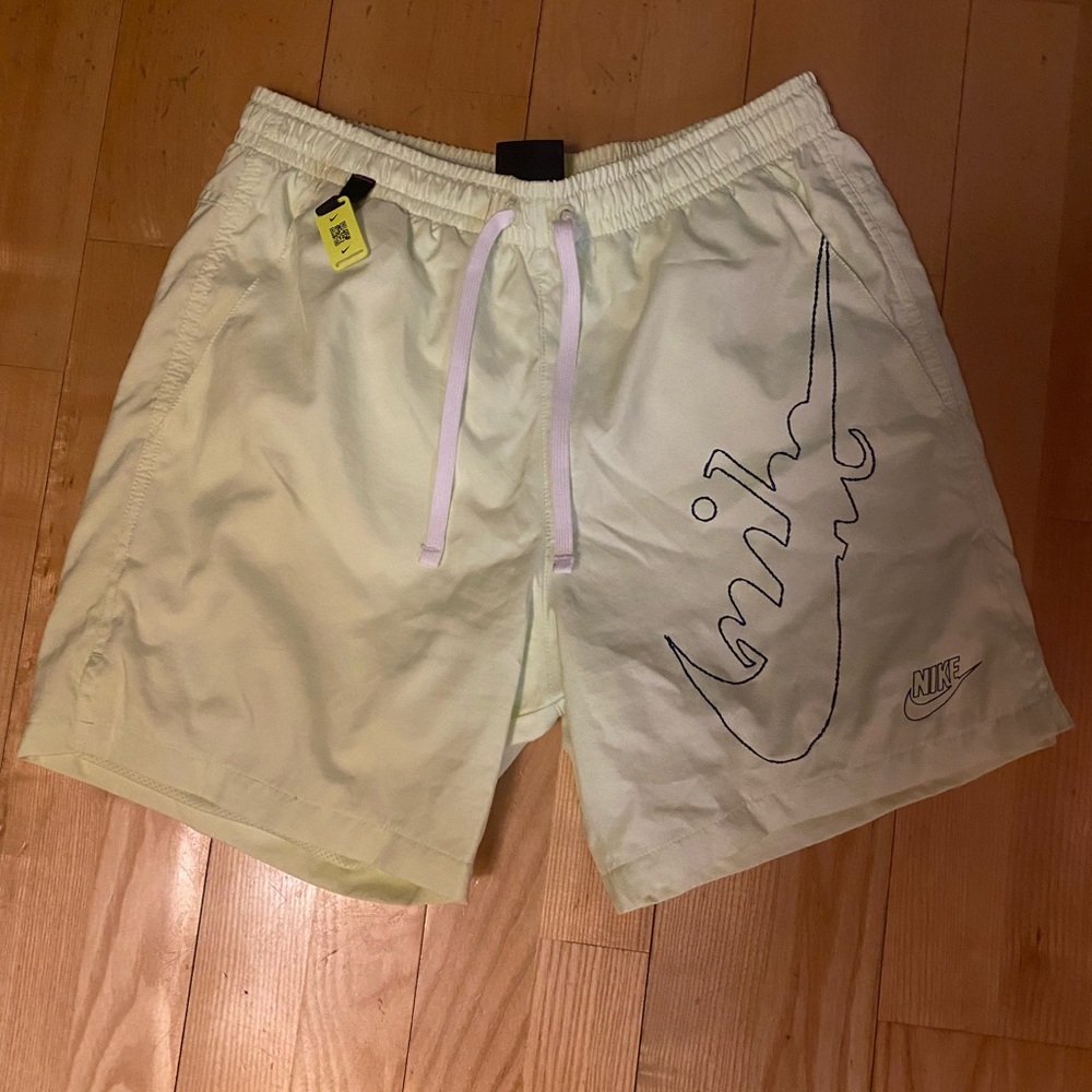Mens Nike Shorts.